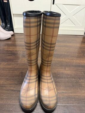 Burberry Tan Plaid Rubber Rain Boots